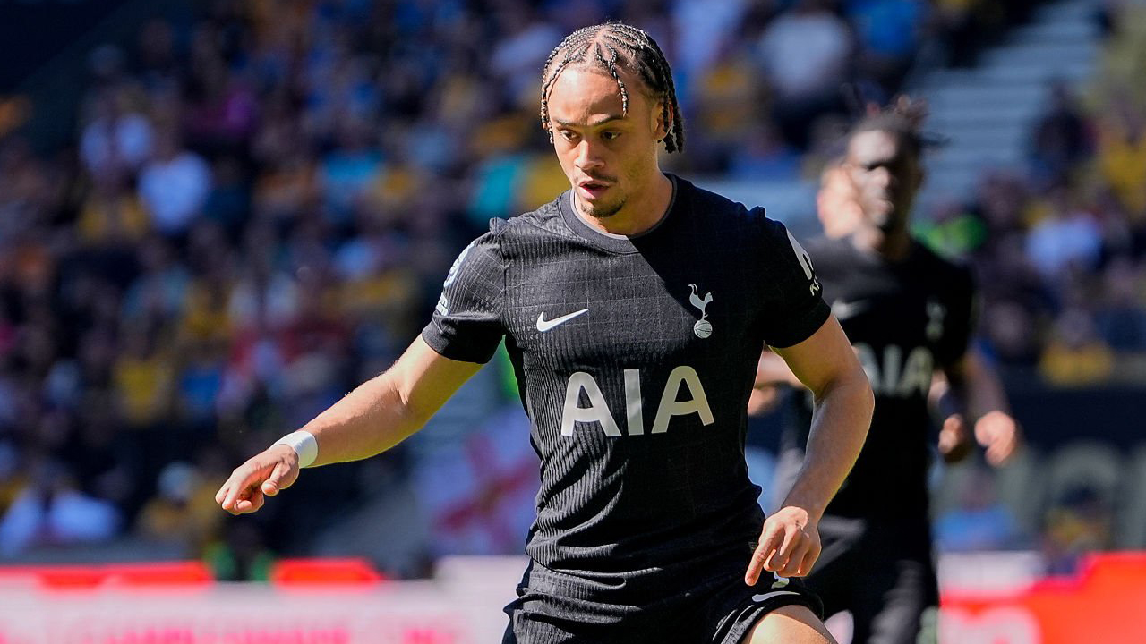 Tottenham Terancam Turun Kasta, Xavi Simons Siap Cari Jalan Keluar