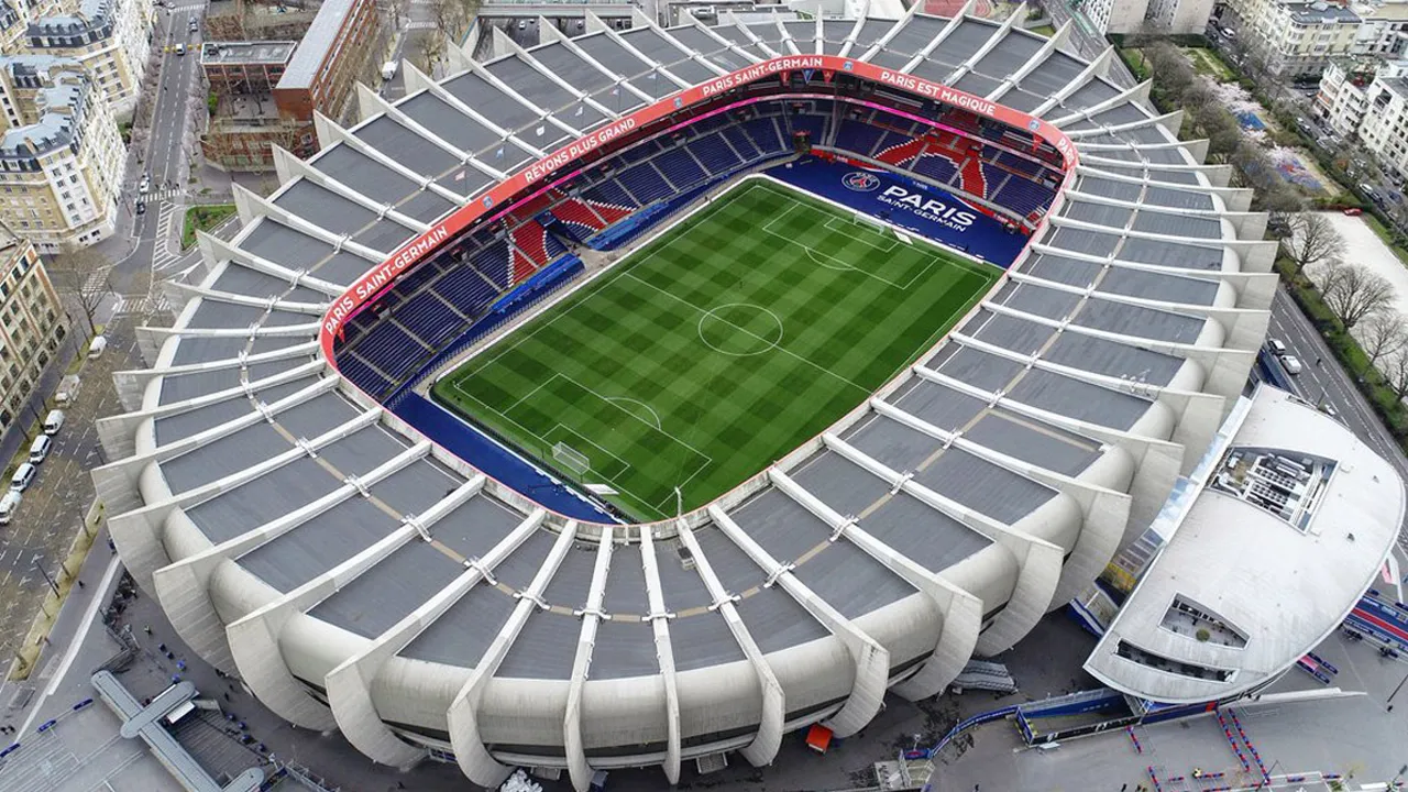 Akhir dari Saga Panjang? Selangkah Lagi PSG Jadi Pemilik Parc des Princes