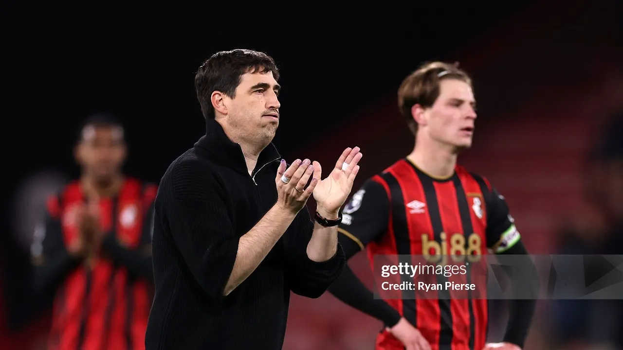 Andoni Iraola Masuk Radar Chelsea untuk Kursi Pelatih
