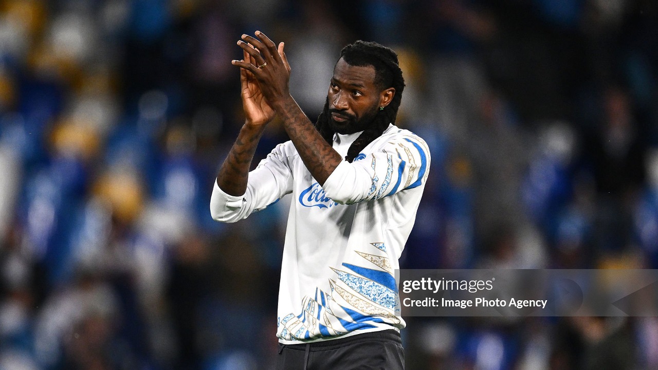 Andre-Frank Zambo Anguissa Bisa Tinggalkan Napoli, Sunderland Siaga