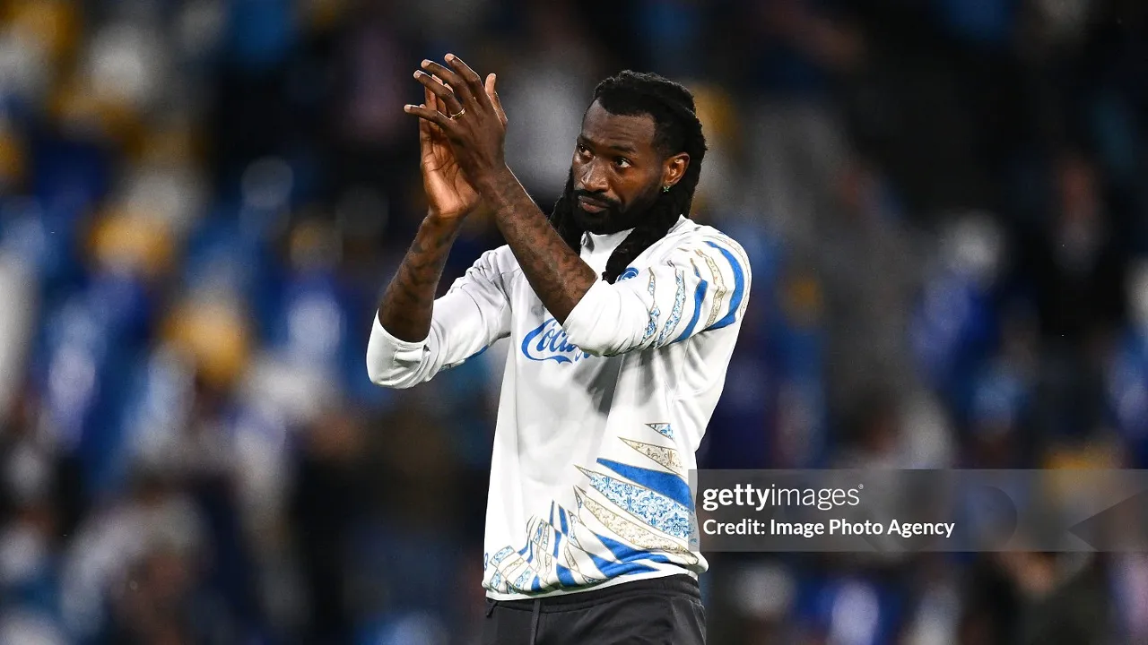 Andre-Frank Zambo Anguissa Bisa Tinggalkan Napoli, Sunderland Siaga