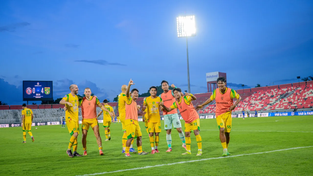 Arema FC 0-4 Persebaya Surabaya, Bajul Ijo Berpesta Di Derby Jatim