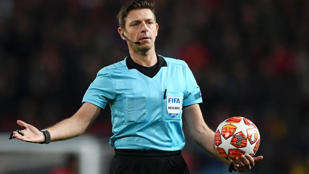 Belum Ada Pemain Serie A Yang Terseret Dalam Skandal Gianluca Rocchi