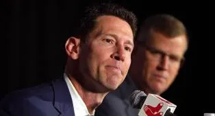 Craig Breslow Ambil Keputusan Pemecatan Alex Cora di Boston Red Sox