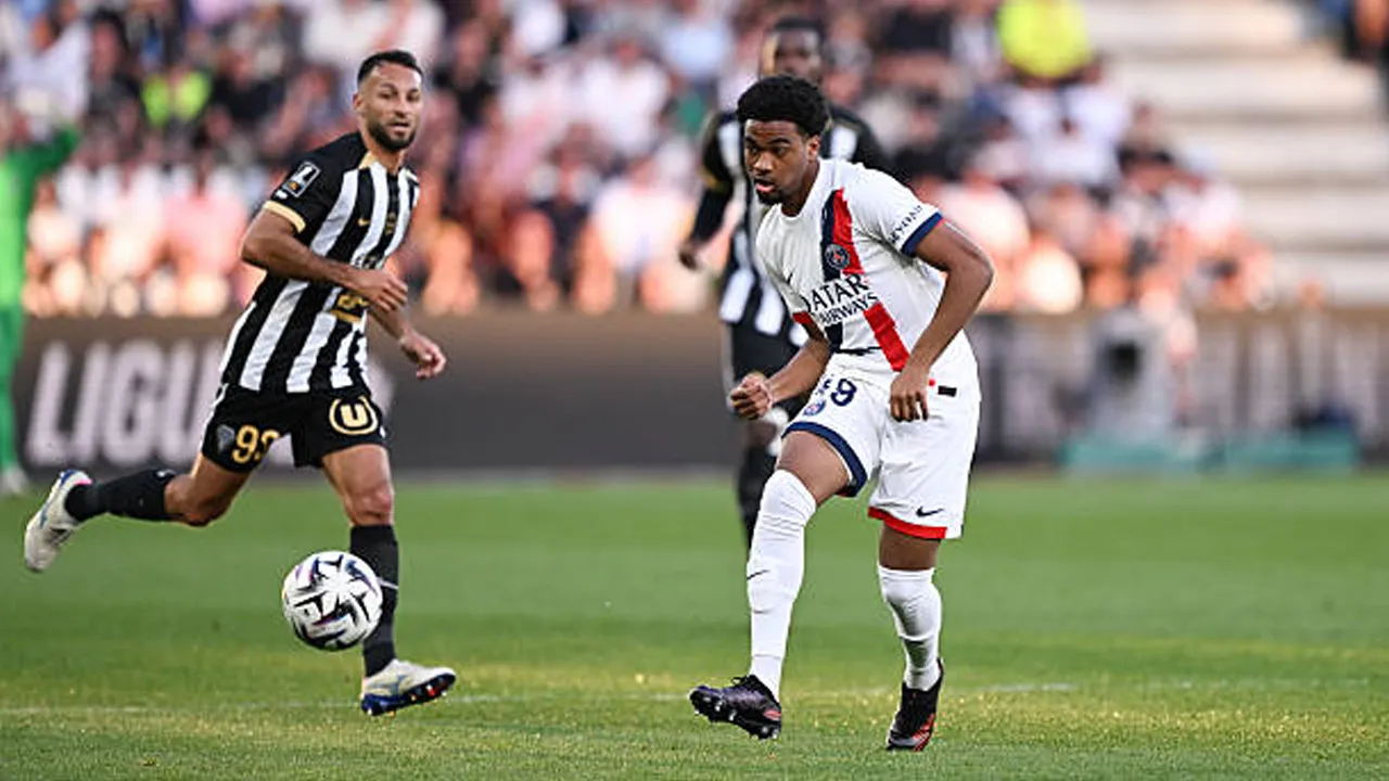 Ibrahim Mbaye Jadi Rebutan, Tanda-tanda Hengkang dari Paris Saint-Germain Menguat