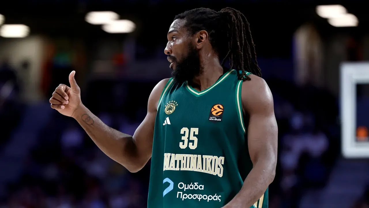 Kenneth Faried Menantikan Duel Fisik Lawan Valencia