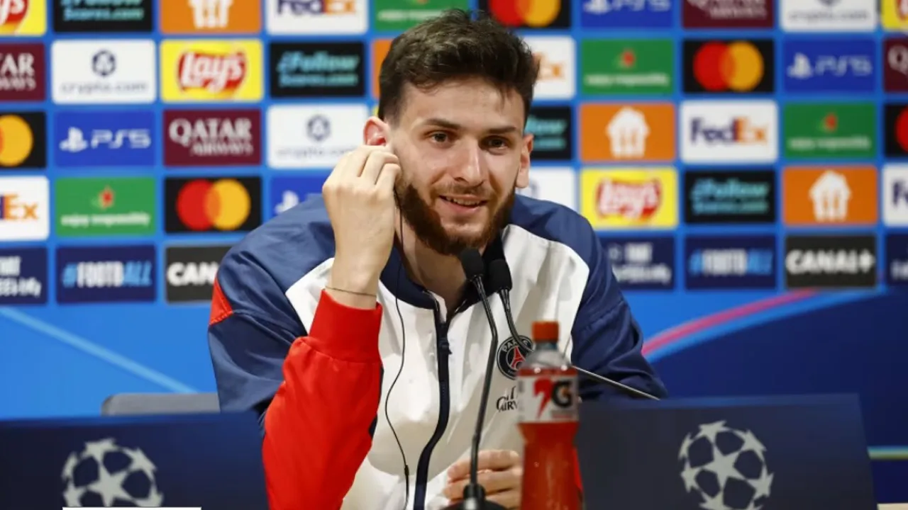 Khvicha Kvaratskhelia: PSG Siap Tempur Hadapi Bayern