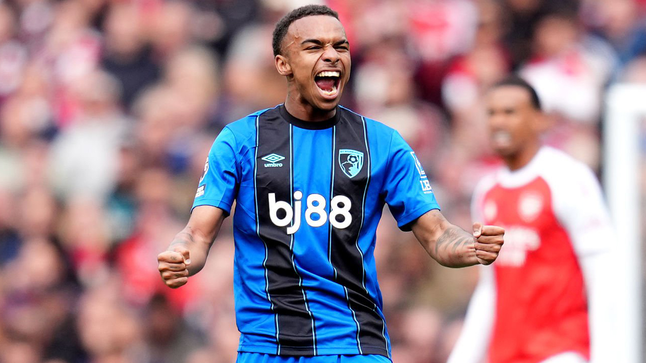 Newcastle Ikut Buru Eli Junior Kroupi untuk Perkuat Lini Serang