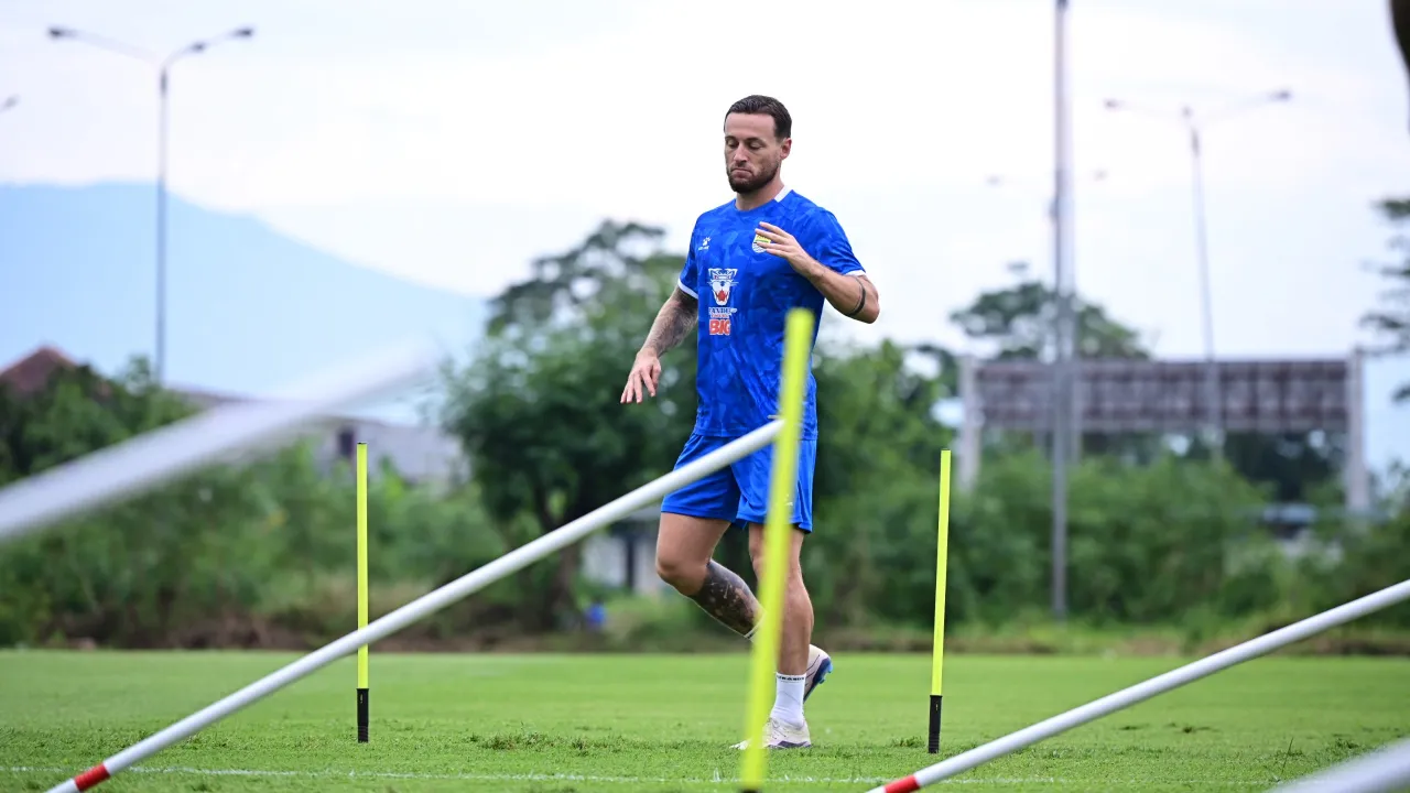 Ramai Polemik Soal Bonus Persib, Begini Komentar Marc Klok