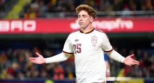 Real Madrid Masih Ragu Pulangkan Victor Munoz