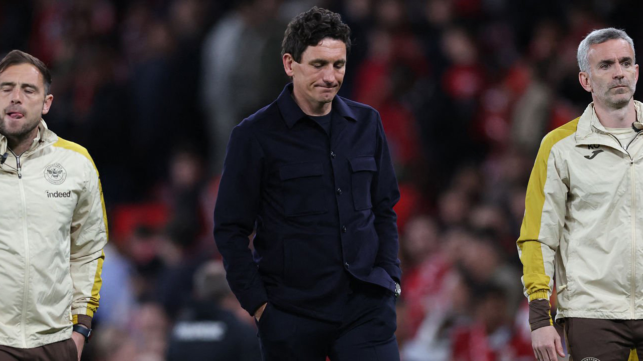 Tampil Berani Lawan MU, Keith Andrews Kecewa Brentford Kalah