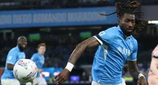 Andre-Frank Zambo Anguissa Masuk List Target AC Milan di Musim Panas