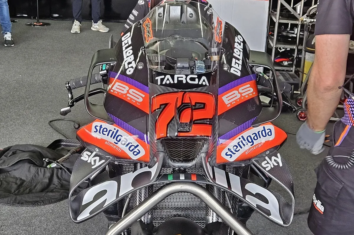 Aprilia Kembangkan Inovasi Aero “Kuping Gajah” di MotoGP - sumber: (motorsport)