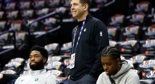 Brad Stevens Raih Executive of the Year NBA 2025-2026