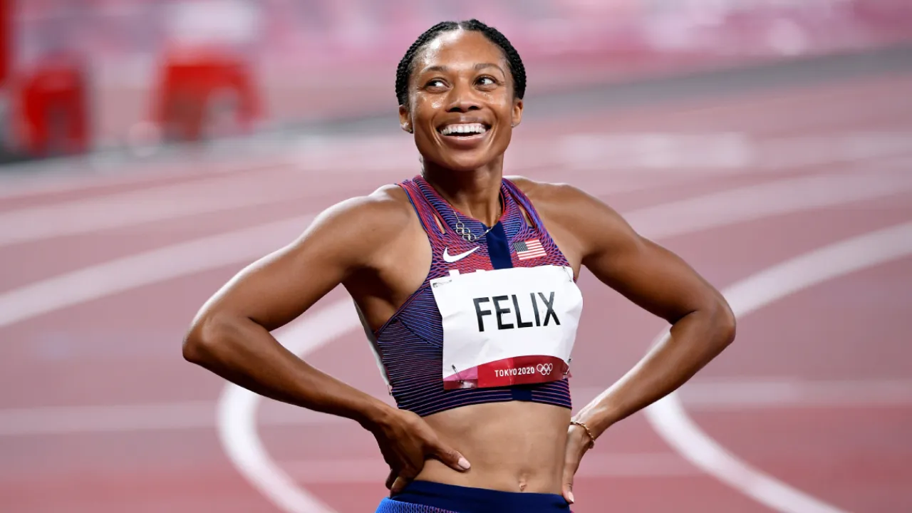 Sepanjang kariernya, Allyson Felix mencatatkan prestasi luar biasa dengan total 11 medali Olimpiade, terbanyak yang pernah diraih atlet perempuan di cabang atletik. (Foto: AP)