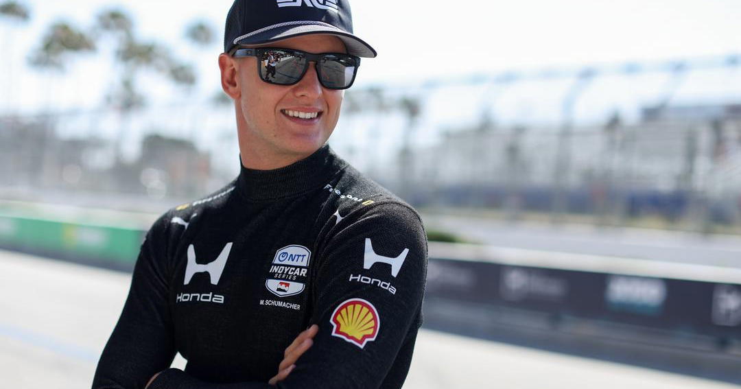Mick Schumacher Lolos Uji Penting untuk Debut di Indy 500