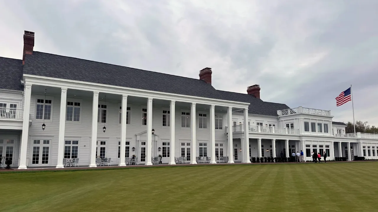 Oakland Hills Country Club Buka Clubhouse Baru Empat Tahun Pascakebakaran