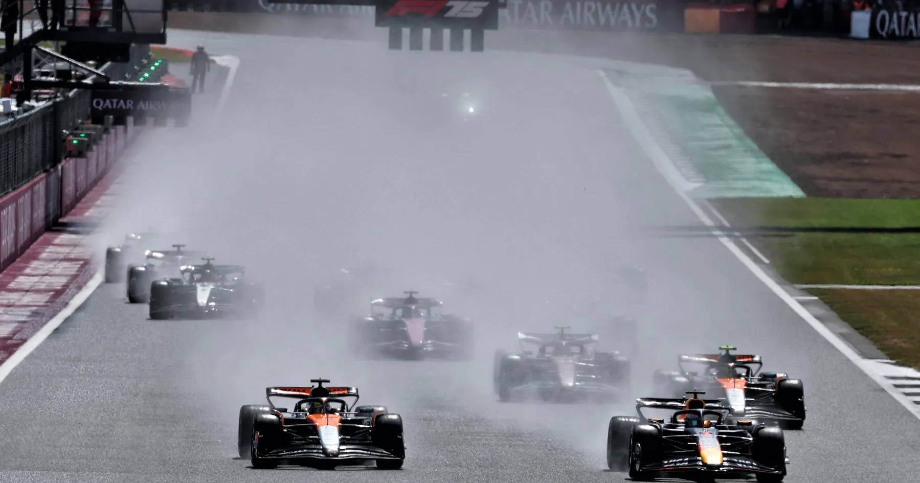 Silverstone Tawarkan Balapan Kedua untuk Isi Kekosongan F1 - sumber: (racingnews365)