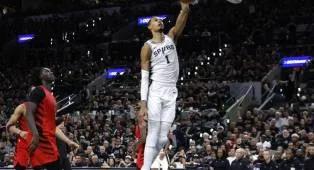 Spurs Menuju Semifinal Barat Usai Tumbangkan Blazers