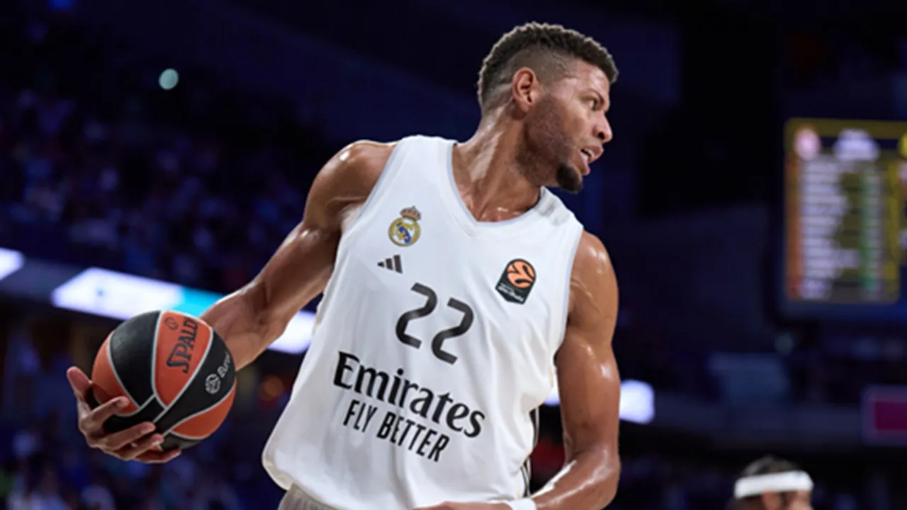 Walter Tavares Tanggapi Gagal Menangkan Pemain Bertahan Terbaik