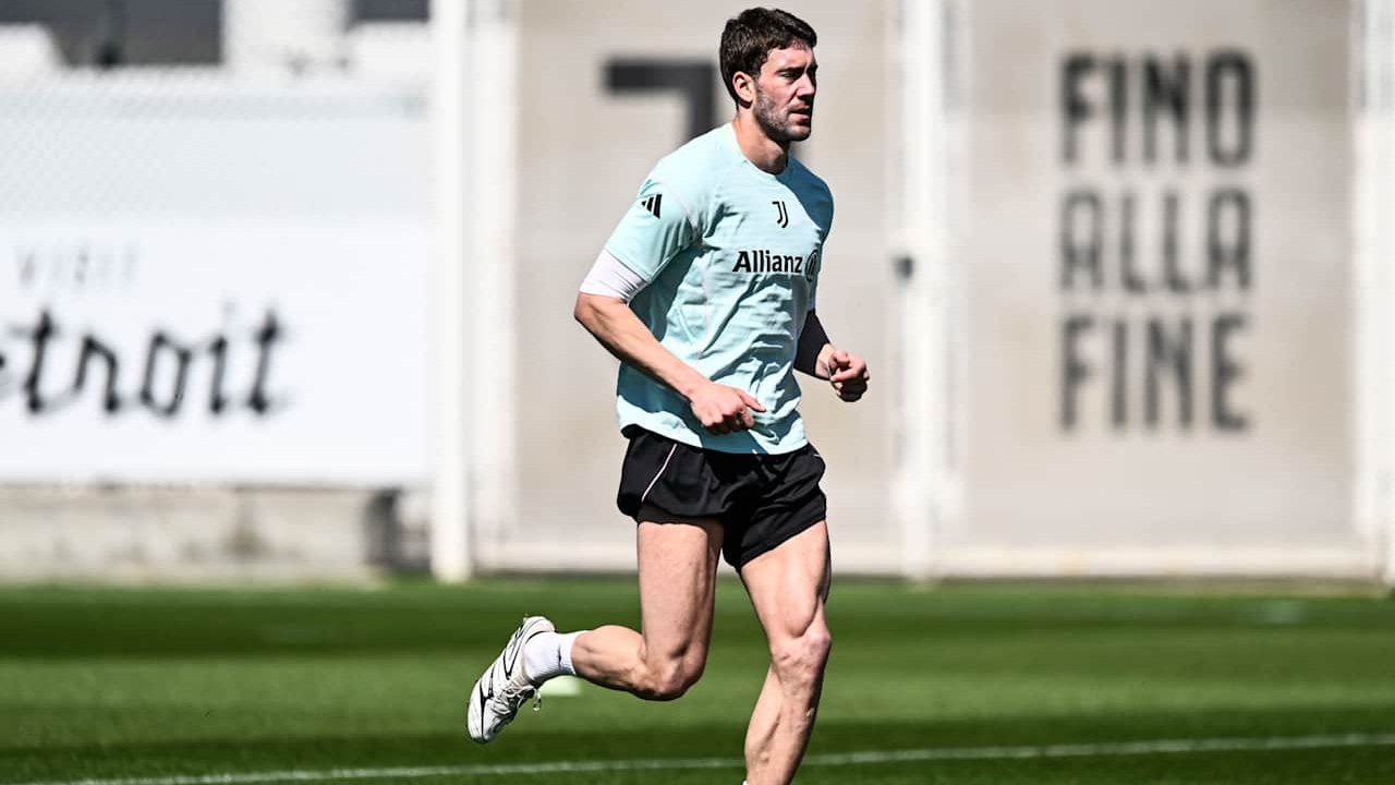 Dusan Vlahovic Bakal Jadi Starter Lawan Hellas Verona?