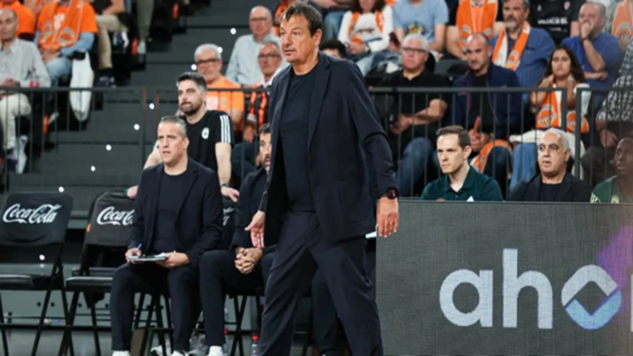 Ergin Ataman Tetap Perbaiki Performa Panathinaikos Jelang Game 2