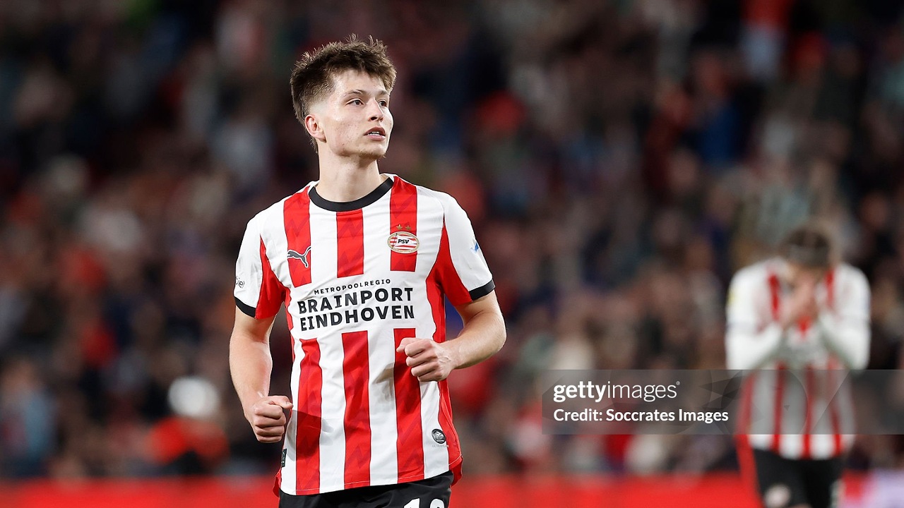 Esmir Bajraktarevic Didekati Everton Usai Tampil Ganas