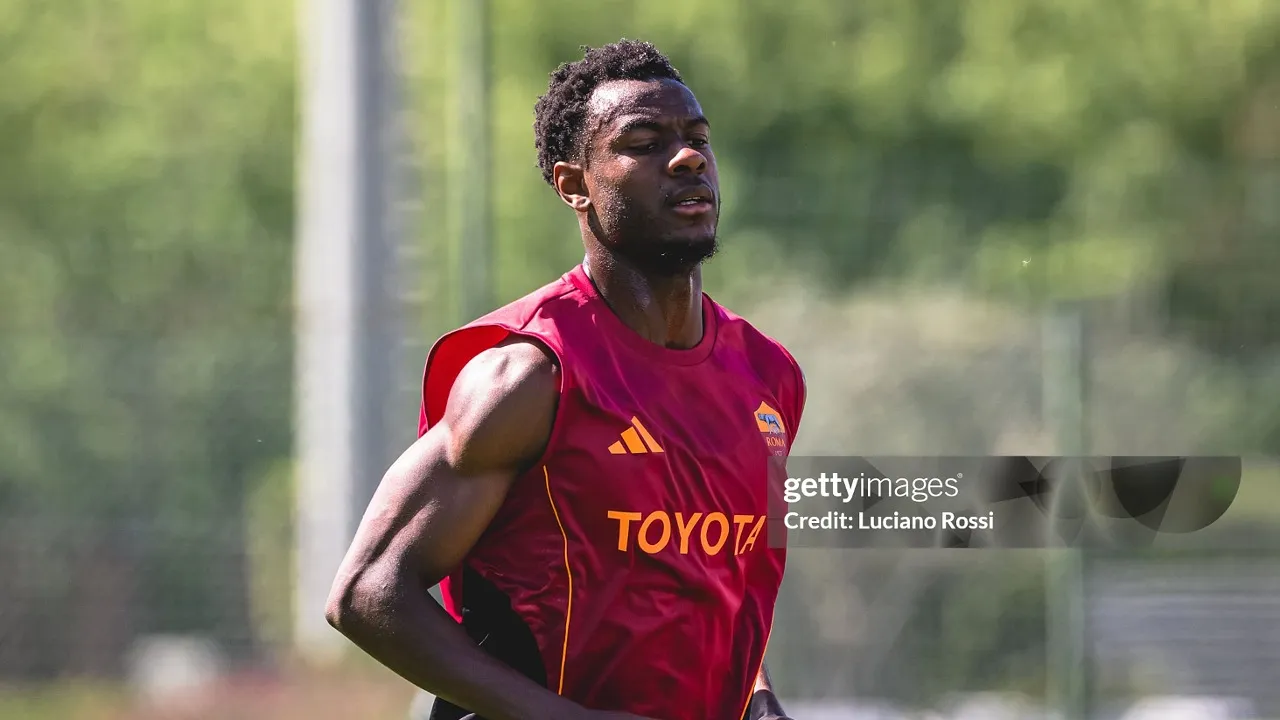 Evan Ndicka jadi prioritas Bournemouth untuk lini belakang