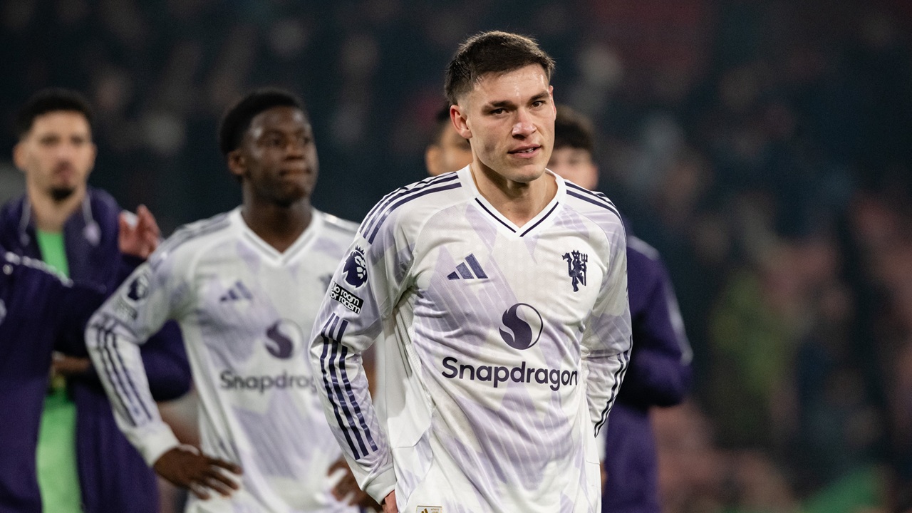 Gelandang Manchester United Manuel Ugarte Ditawari ke Juventus