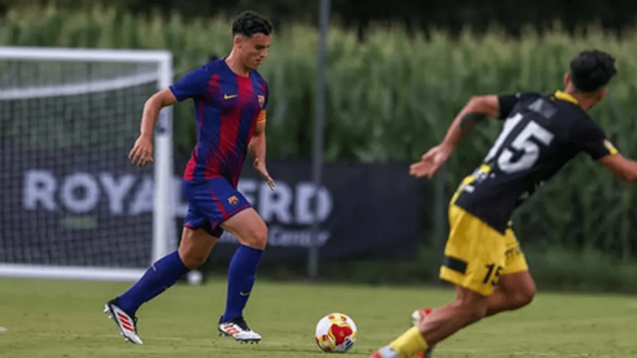 Hansi Flick Akan Memanggil Alvaro Cortes ke Tim Utama Barcelona