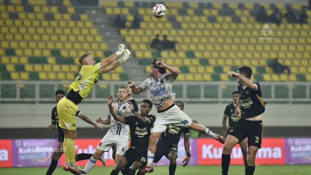 Ketidakpuasan Riekerink Meski Kemenangan Dewa United atas Persijap - sumber: (ileagueid)