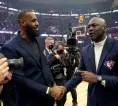 LeBron James Bahas Perdebatan GOAT dengan Michael Jordan