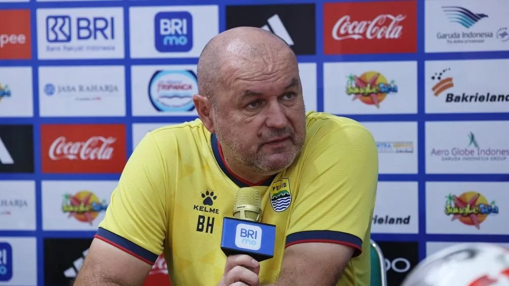 Persib Bidik Kemenangan Melawan Bhayangkara FC untuk Puncaki Klasemen - sumber: (ileagueid)