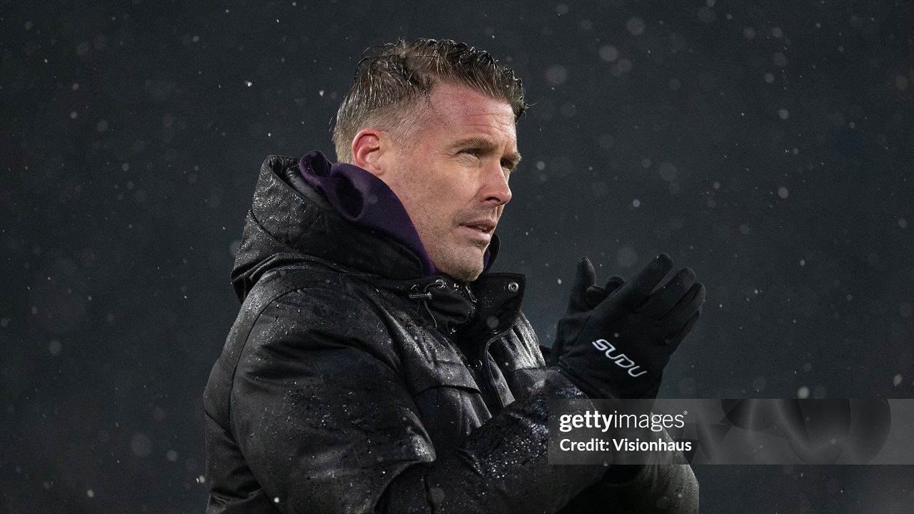Rob Edwards Akui Wolves Butuh Perombakan Besar