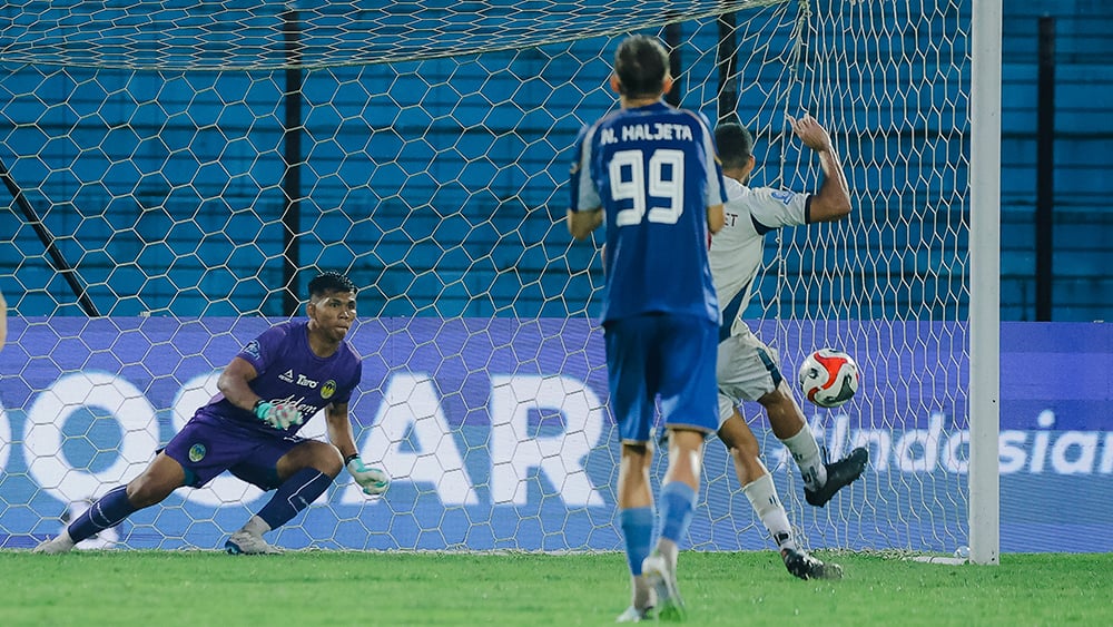 Cahya Supriadi Tampil Gemilang Meski PSIM Harus Menelan Kekalahan