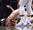 Indiana Fever Kalah dari Dallas Wings, Caitlin Clark Sempat Alami Cedera