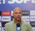 Johnny Jansen Memperkuat Fondasi Bali United di Tengah Tren Positif Tim