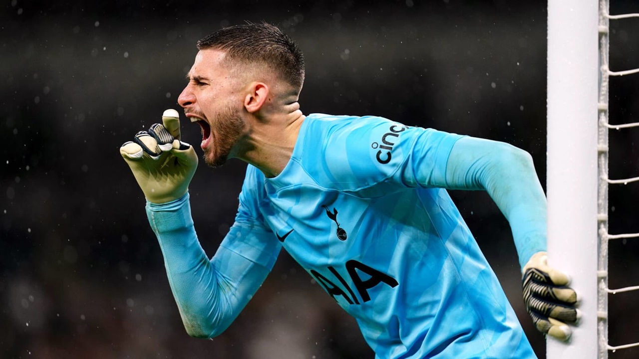 Kiper Tottenham Sepakat Gabung Inter Milan Akhir Musim Ini
