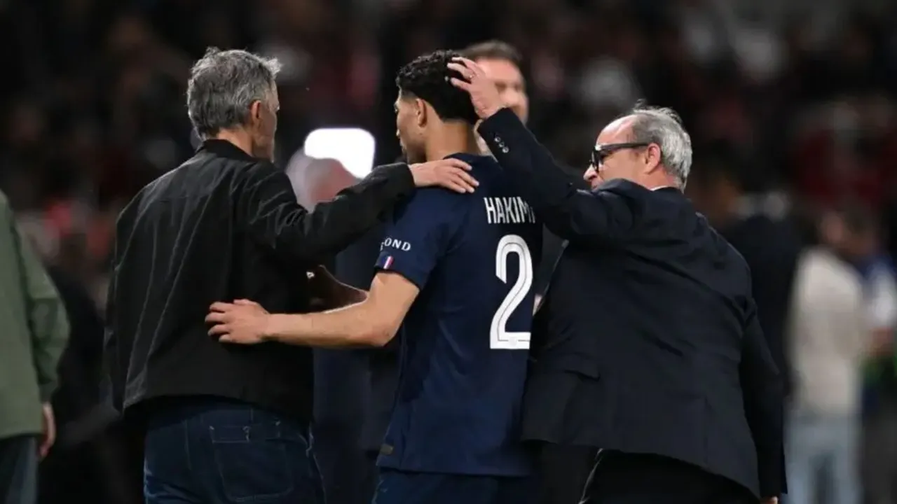 Luis Enrique Tetap Pede Tanpa Achraf Hakimi di Leg Kedua Lawan Bayern