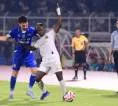 Persib Bandung Rebut Kembali Puncak Klasemen Usai Tundukkan Bhayangkara FC