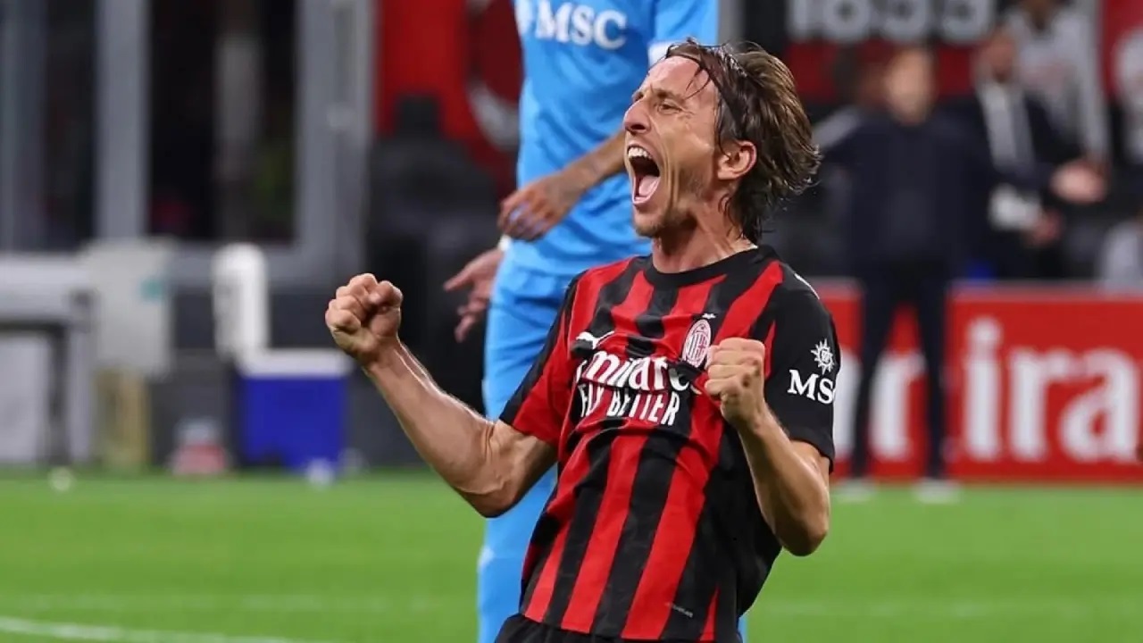 AC Milan atau Pensiun, Alasan Luka Modric Akan Perpanjang Kontraknya