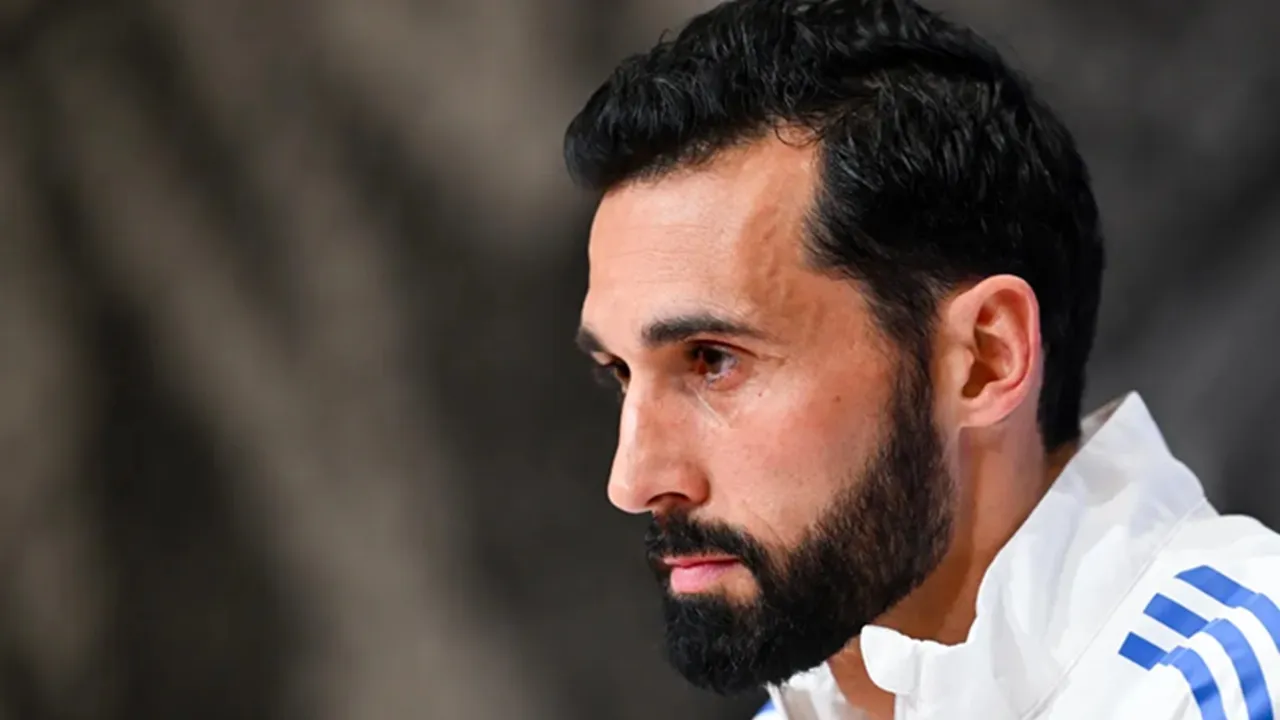 Alvaro Arbeloa Fokus Raih Tiga Poin Lawan Espanyol