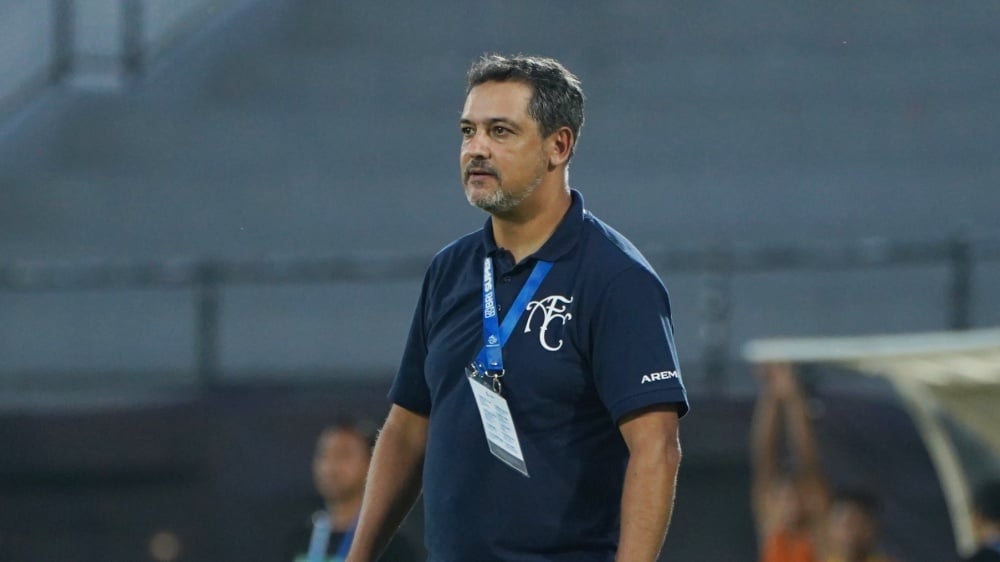 Arema FC Siap Tempur di Derbi Jawa Timur dengan Semangat Baru