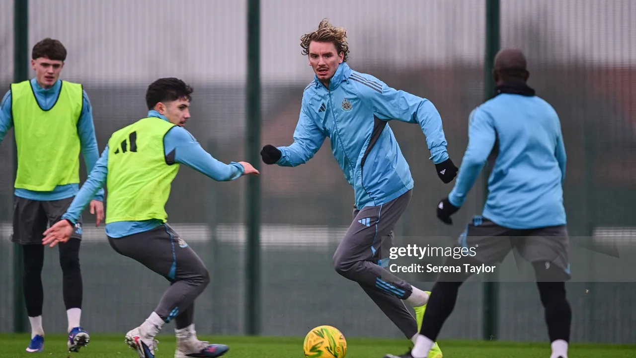 Eddie Howe beri sinyal duet Yoane Wissa dan Nick Woltemade