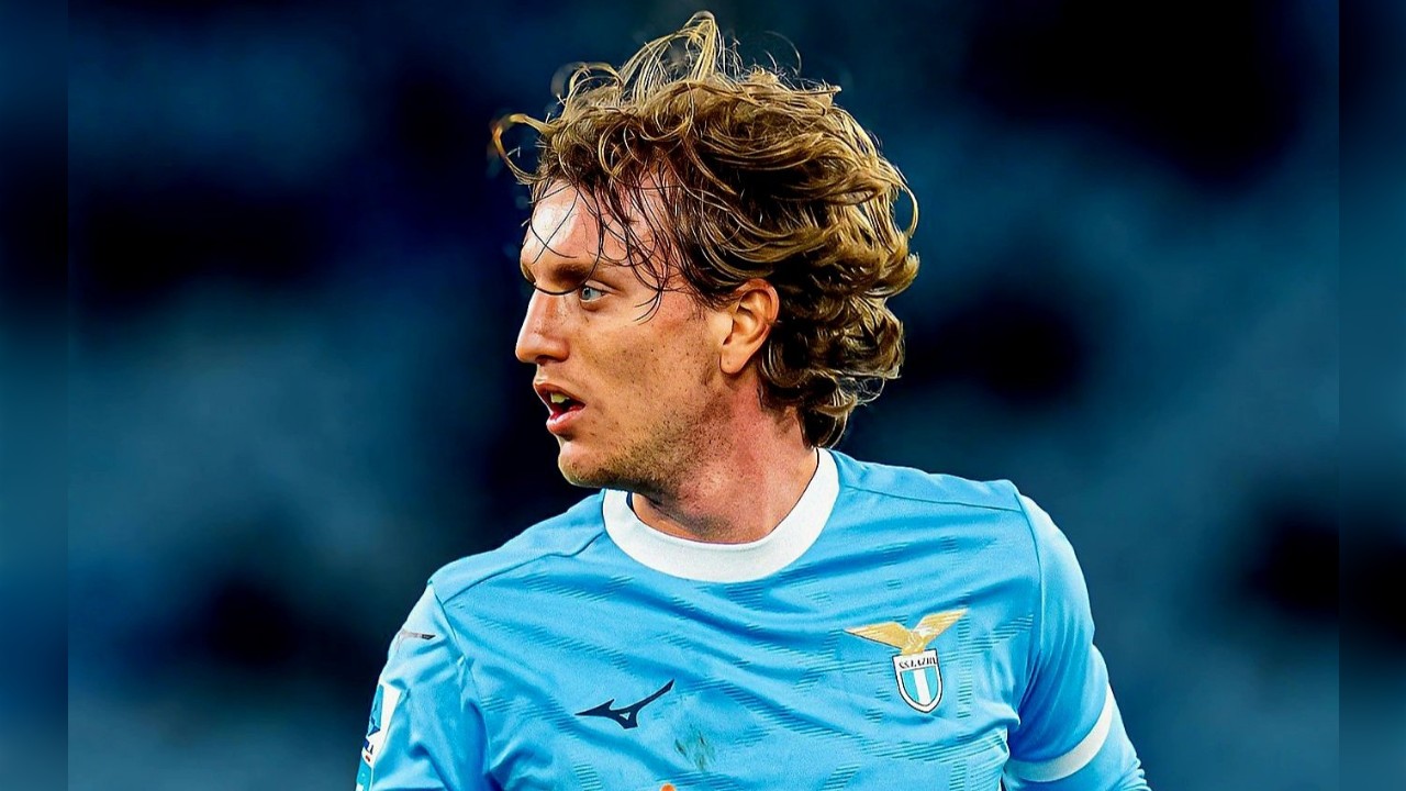 Gelandang Andalan Lazio Targetkan Kembali Merumput di Final Coppa Italia