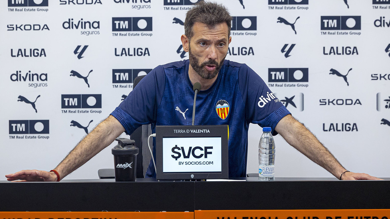 Hadapi Atletico, Carlos Corberan Minta Valencia Fokus