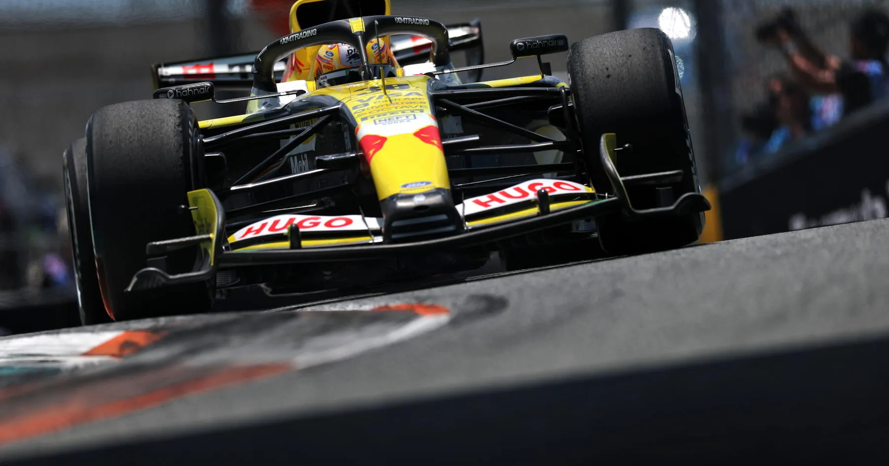 Liam Lawson Bingung Diskualifikasi Usai Balapan F1 Miami - sumber: (racingnews365)