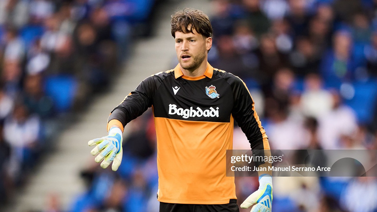 Newcastle United dan Aston Villa Incar Alex Remiro