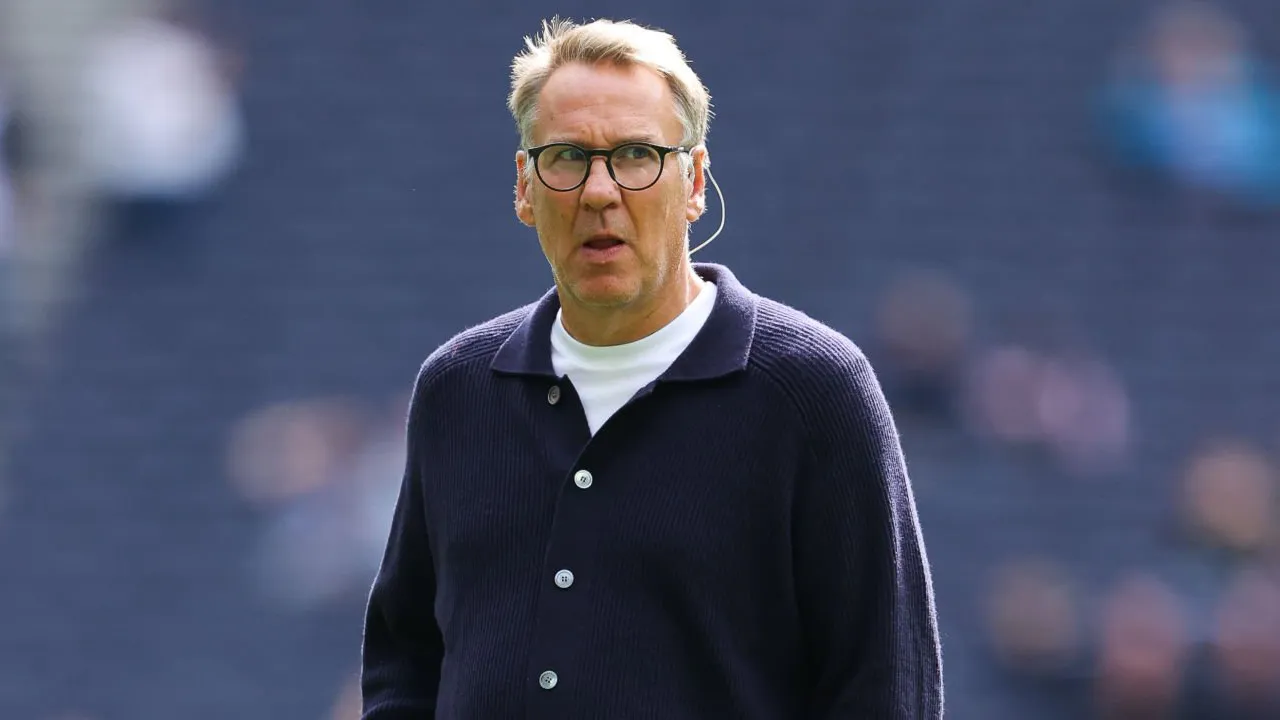 Paul Merson Prediksi Laga Manchester United vs Liverpool Berakhir Imbang