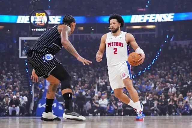 Pistons Paksa Gim 7 Usai Tertinggal 24 Poin - sumber: (mainbasket)